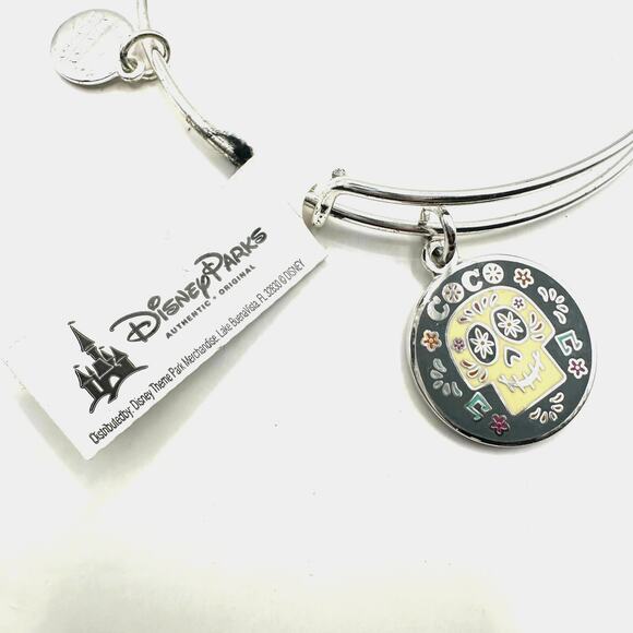 Alex & Ani Coco Skull Bracelet Disney Parks NWT Halloween Charm Silver Bangle